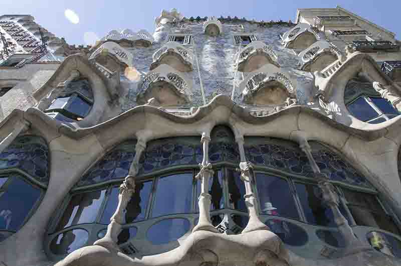 Barcelona - Gaudí - Casa Batlló - fachada exterior 2